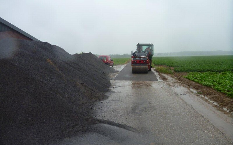 Reuver verharden landbouwweg Hovergelei