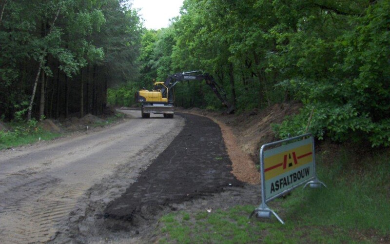 Well toegangsweg bezoekerscentrum Maasduinen