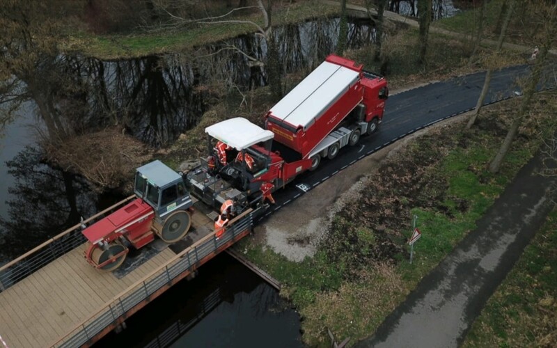 Aanleg asfaltverharding Landal Greenparks de Reeuwijkse plassen 